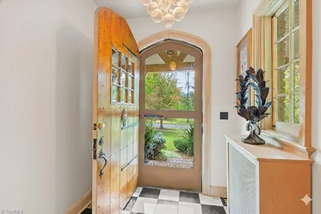 $899,000 | 427 Woodbrook Drive, High Point, NC 27262