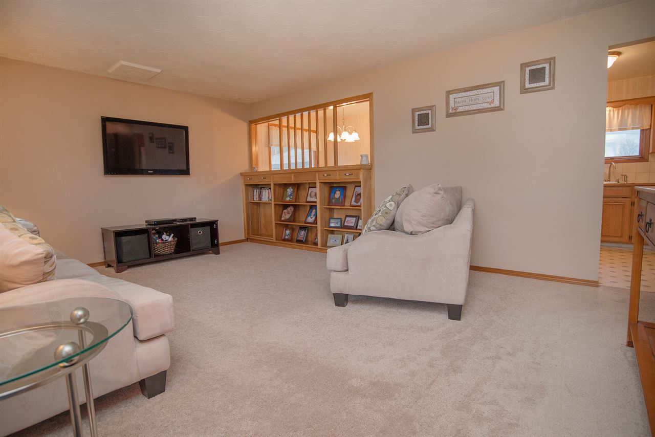 2607 North Bowdish Road Spokane Valley, WA 99206 - Photo 3 of 20 Gallery Image 3