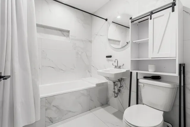 $989,000 | 31 Bleecker Street, Unit 1R | Bushwick