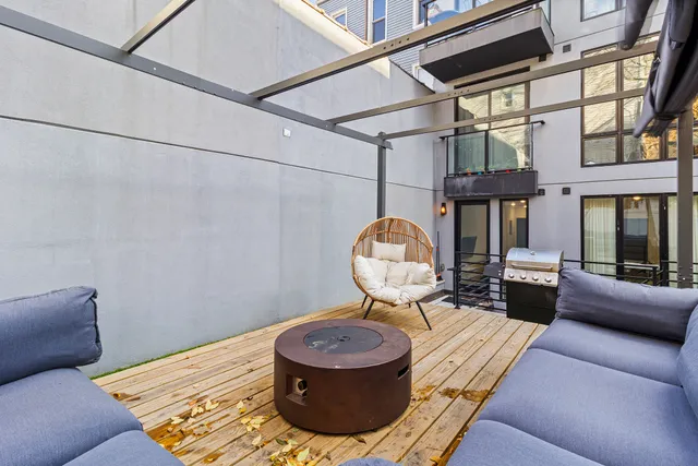 $989,000 | 31 Bleecker Street, Unit 1R | Bushwick