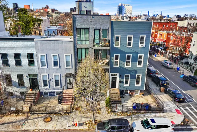 $989,000 | 31 Bleecker Street, Unit 1R | Bushwick