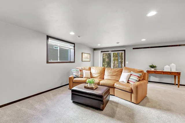 $579,900 | 3347 Largo Ridge Drive, Green Bay, WI 54311