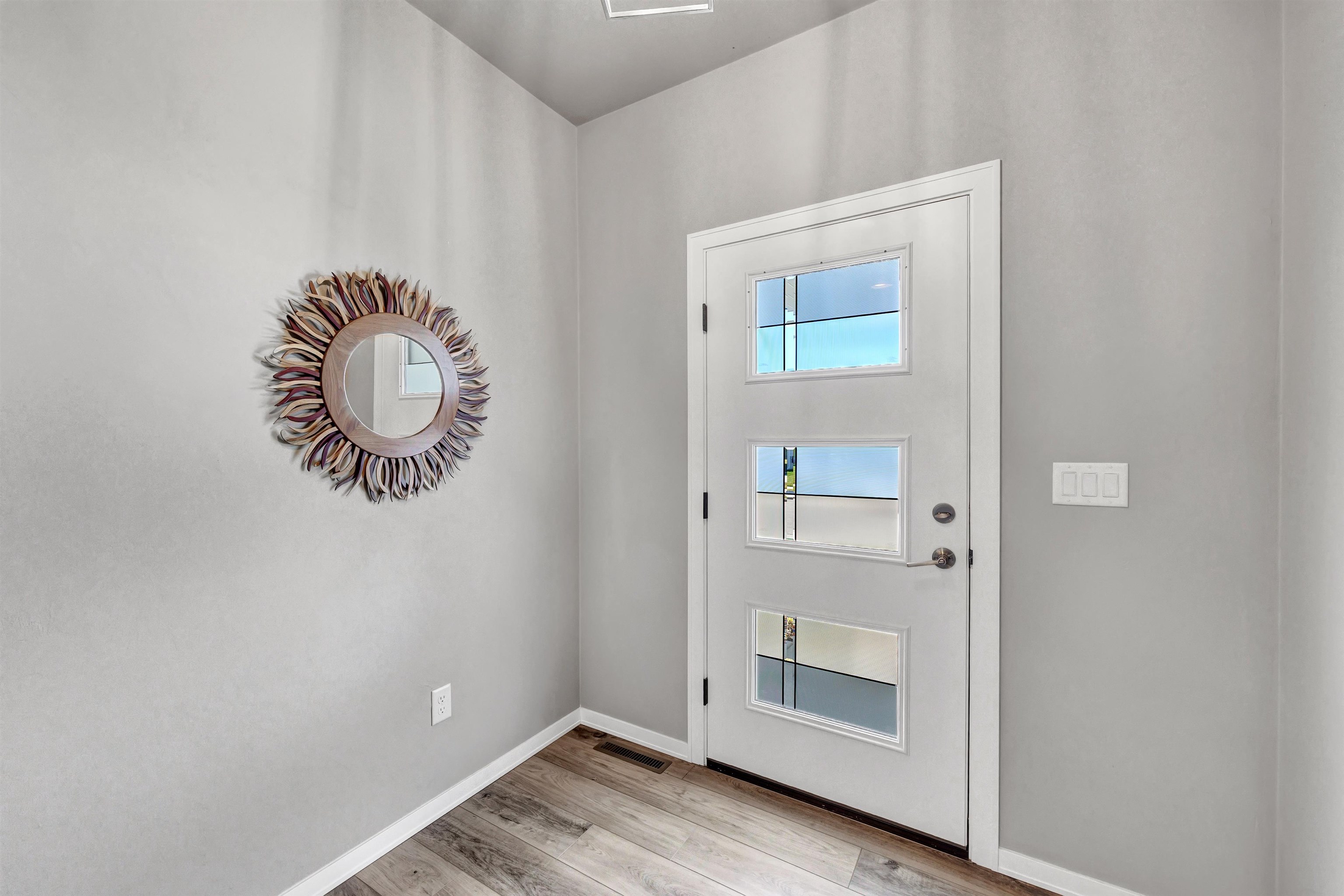 3347 Largo Ridge Drive Green Bay, WI 54311 - Photo 4 of 33