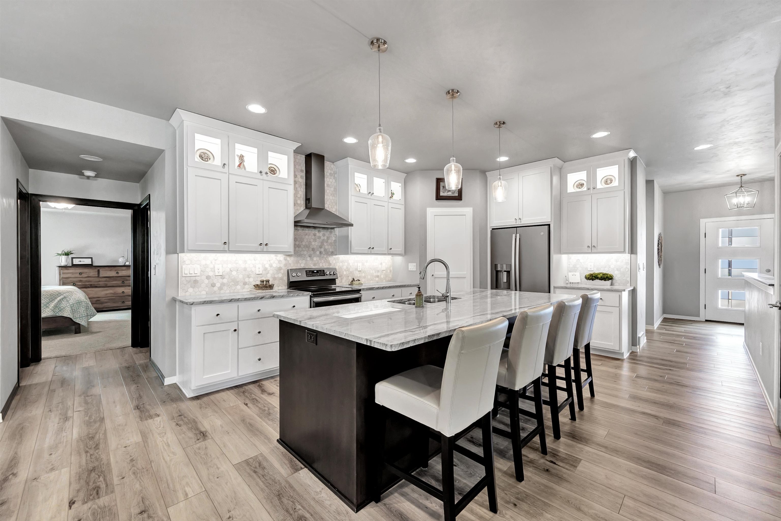 3347 Largo Ridge Drive Green Bay, WI 54311 - Photo 8 of 33