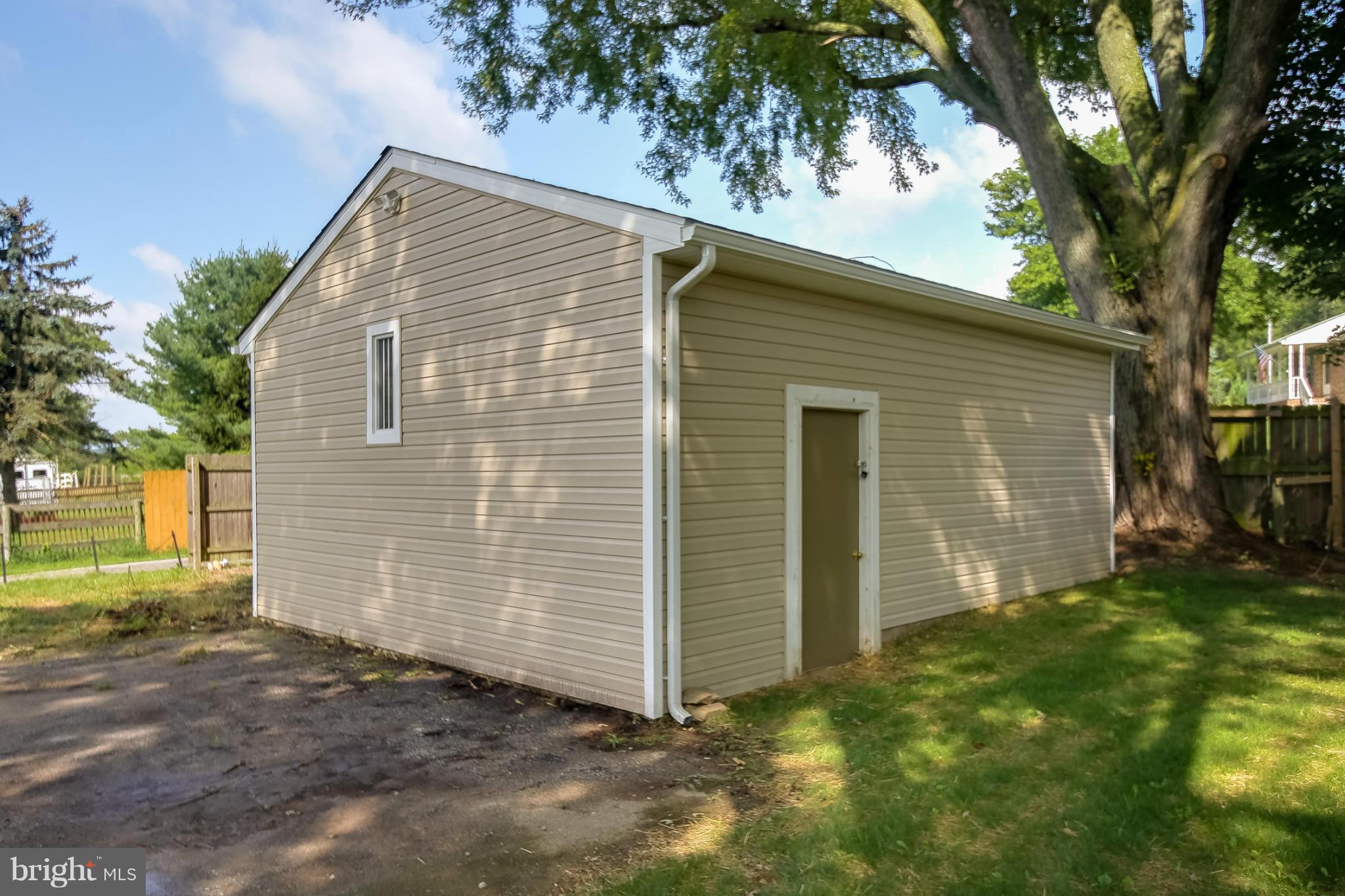 922 Silver Run Valley Road Westminster, MD 21158 - Photo 25 of 28 Exterior (General)