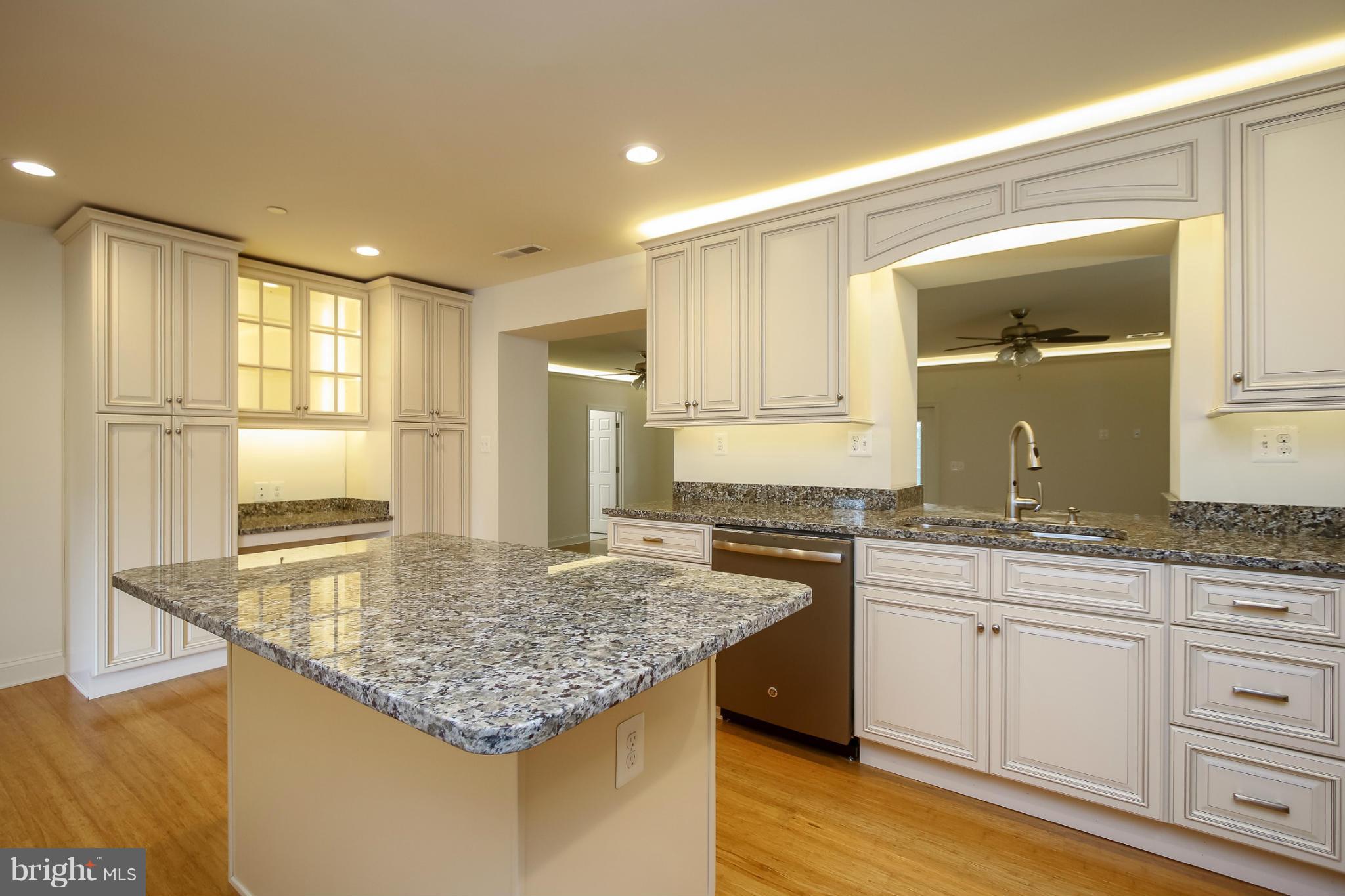 922 Silver Run Valley Road Westminster, MD 21158 - Photo 7 of 28 Kitchen