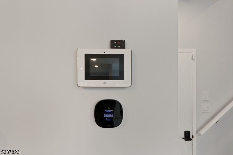 93 Birchwood Road Bedminster, NJ 07921 - Photo 16 of 18 a close up of a wooden door