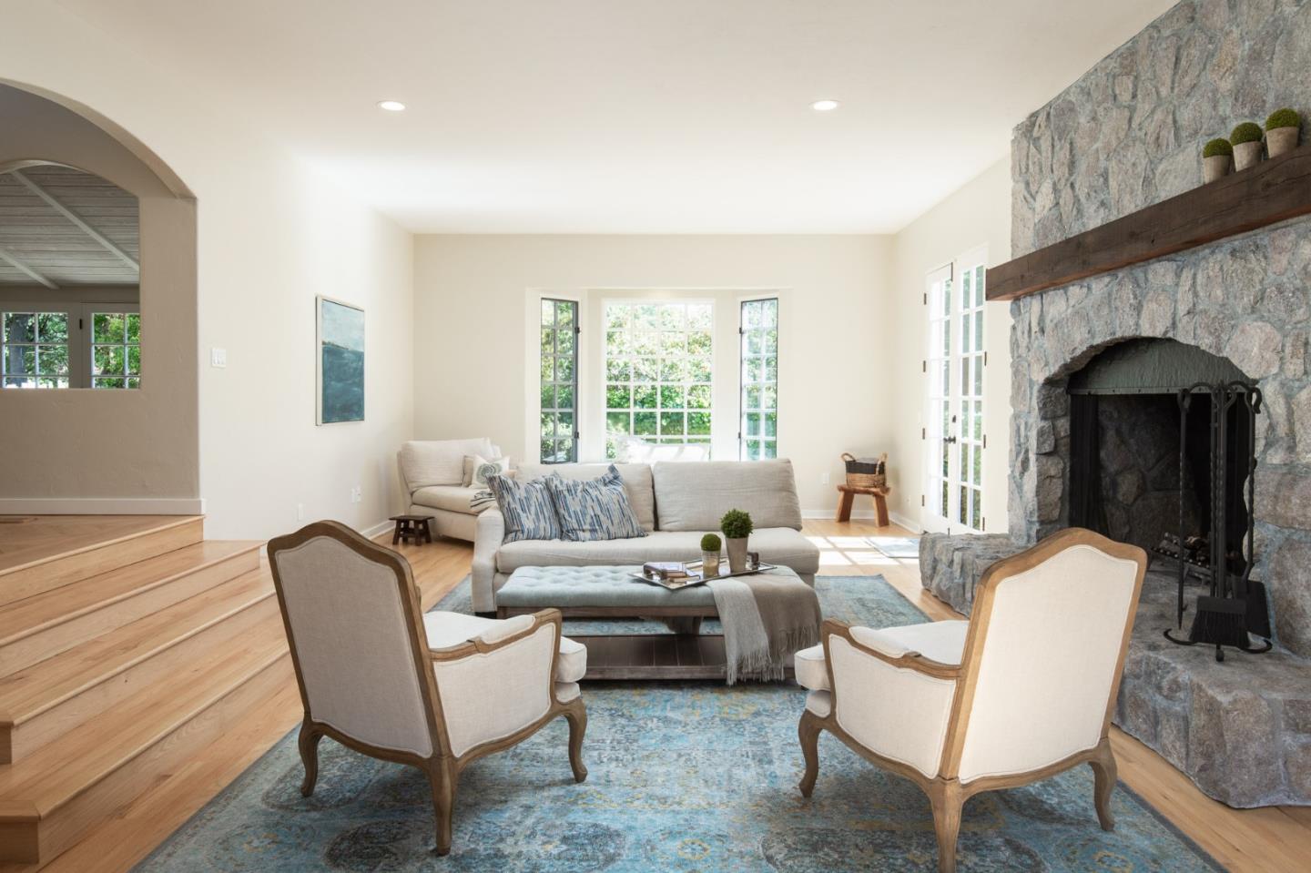 25116 Hatton Road Carmel, CA 93923 - Photo 11 of 27 Gallery Image 11