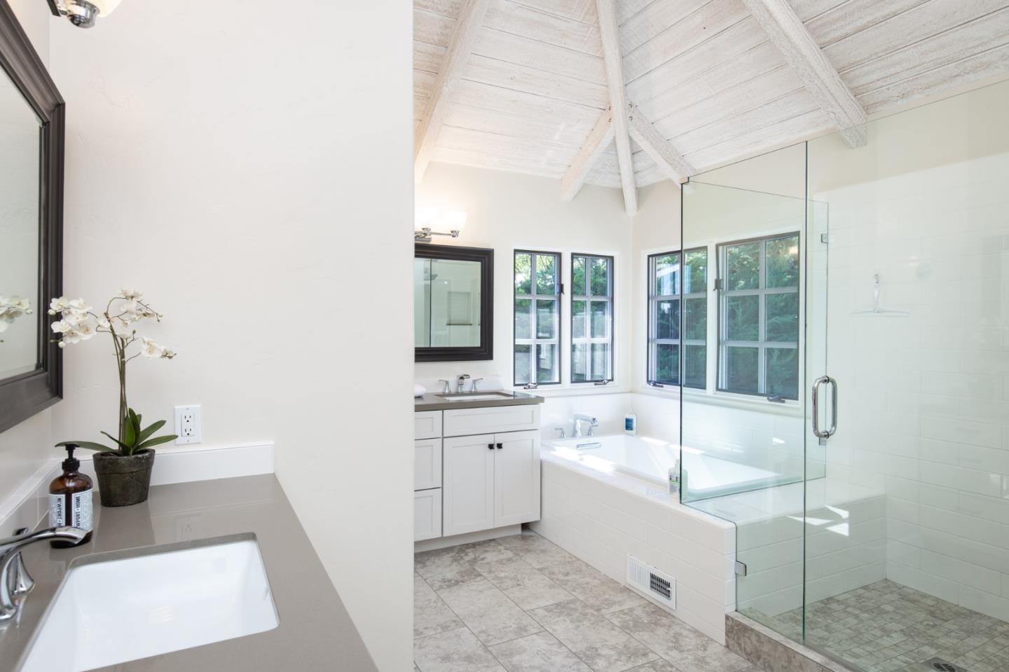 25116 Hatton Road Carmel, CA 93923 - Photo 15 of 27 Gallery Image 15