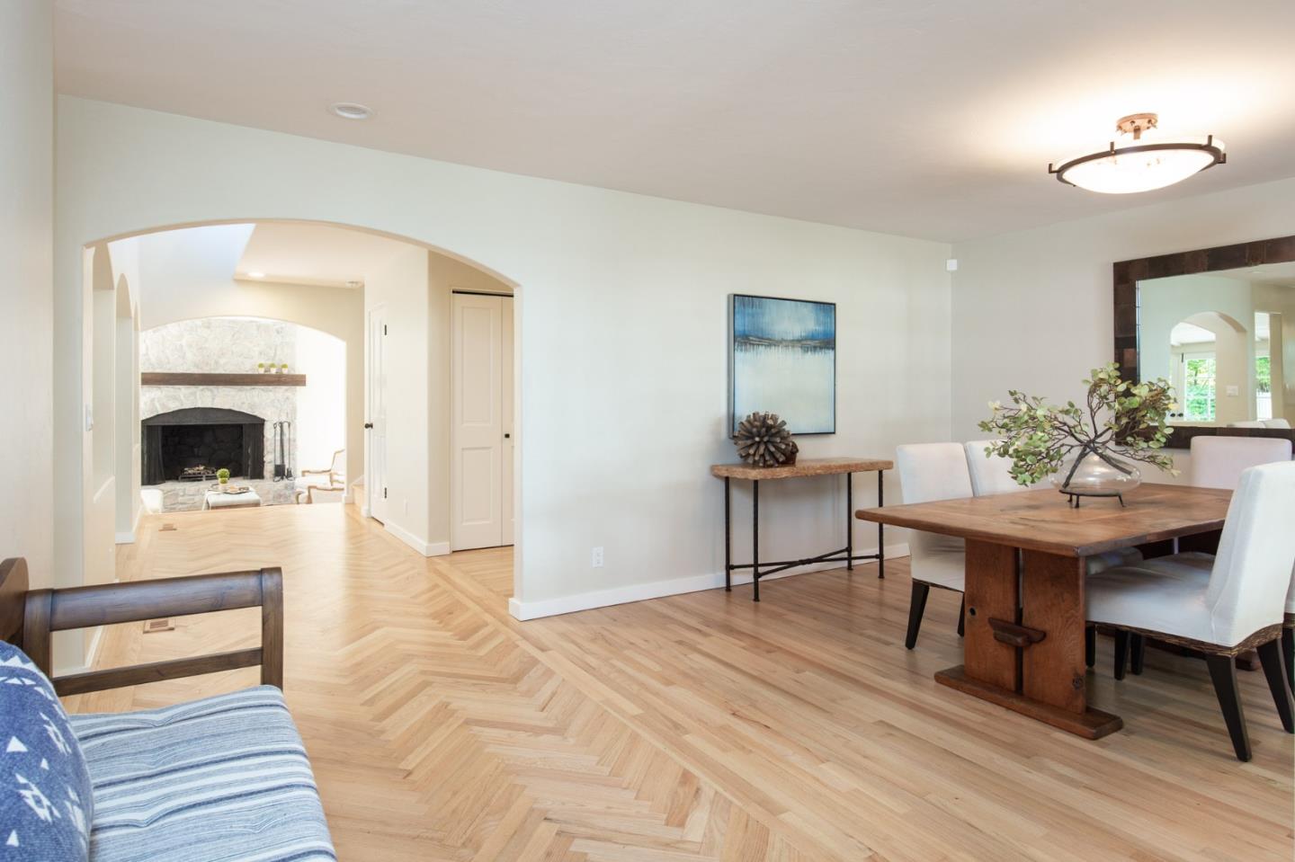25116 Hatton Road Carmel, CA 93923 - Photo 4 of 27 Gallery Image 4