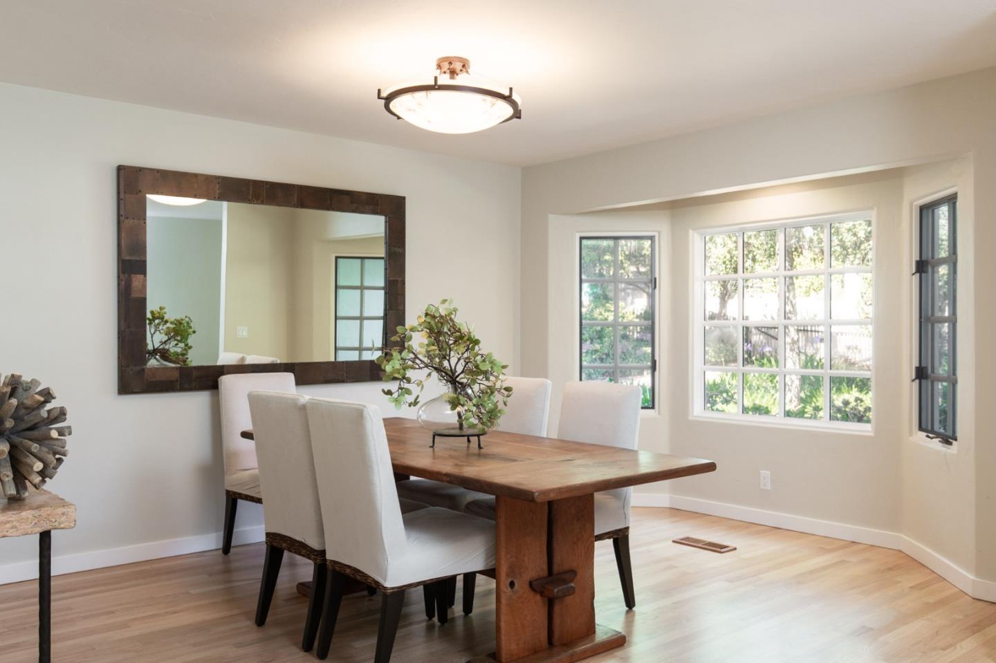 25116 Hatton Road Carmel, CA 93923 - Photo 5 of 27 Gallery Image 5