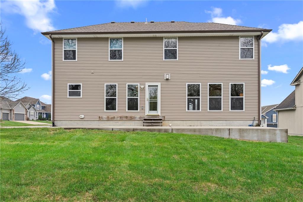 2213 Southwest Chase Drive Lee's Summit, MO 64082 - Photo 38 of 40