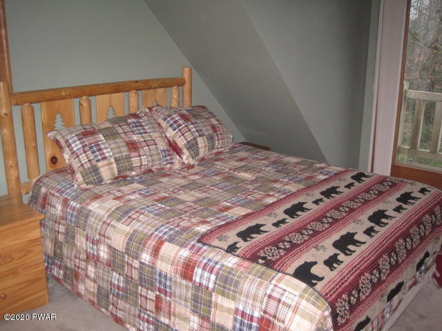 157 Lakeview Road Greentown, PA 18426 - Photo 25 of 34 22 MORE MASTER BEDROOM