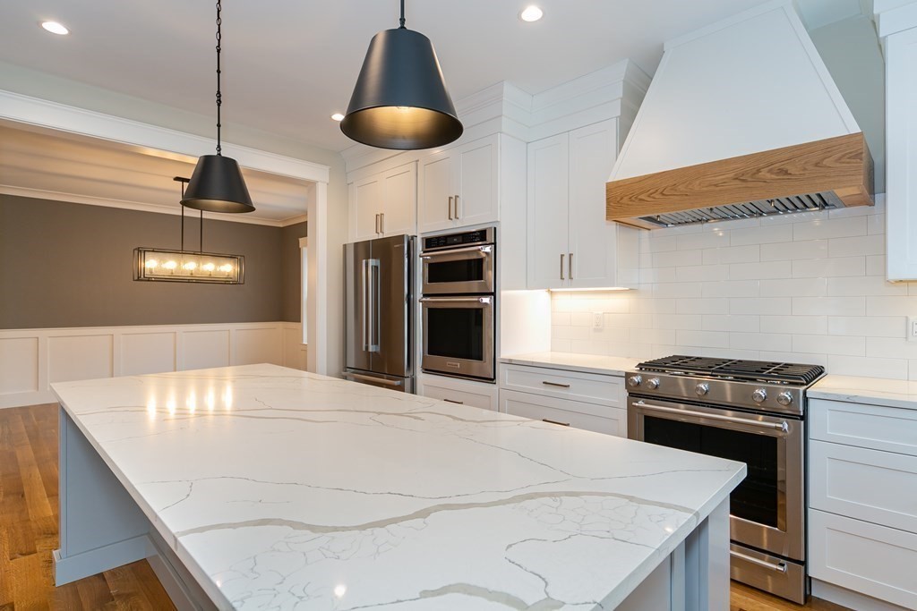 67 Beverly Road Natick, MA 01760 - Photo 5 of 16