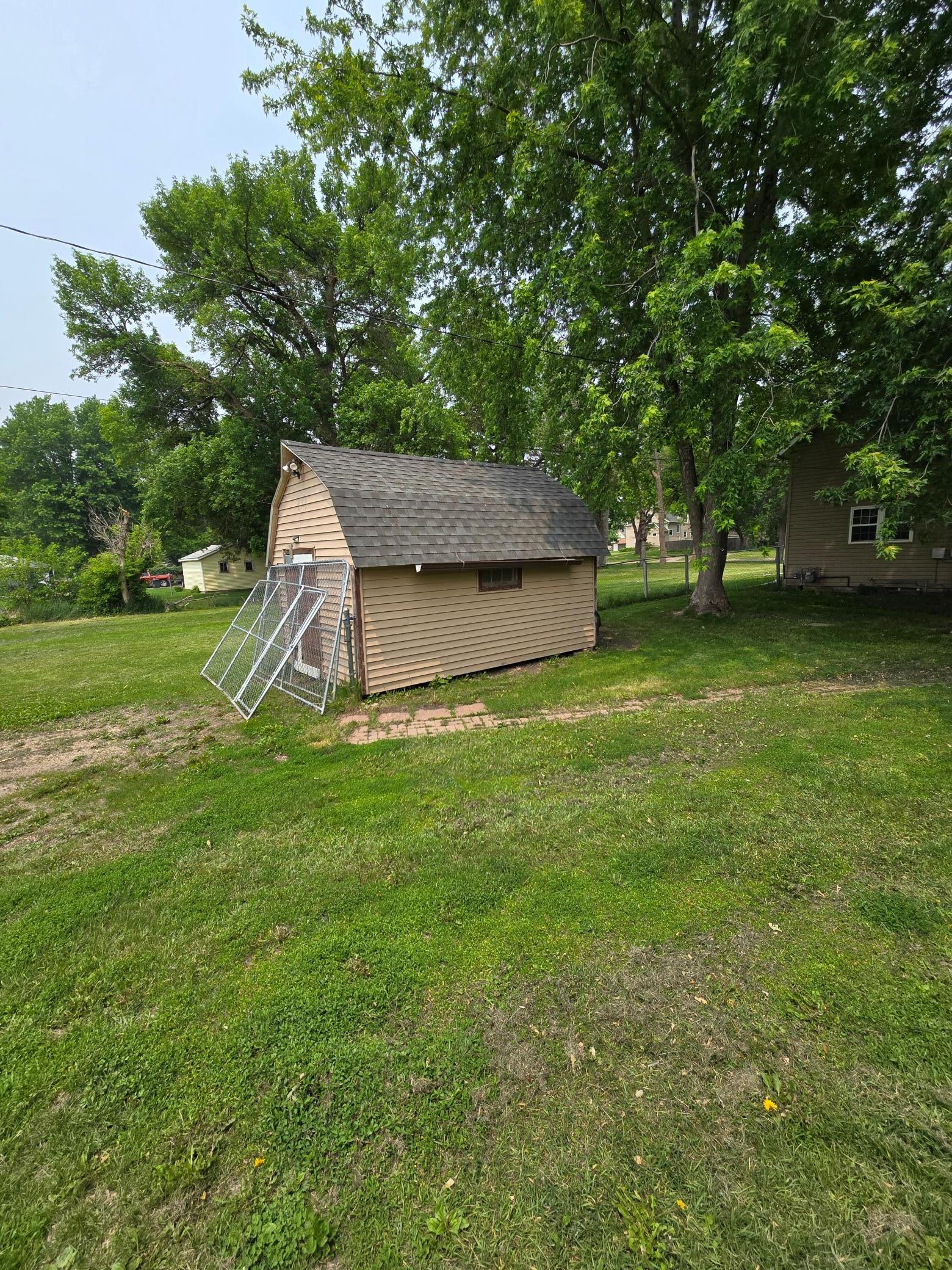 25 Morgan Street Tracy, MN 56175 - Photo 6 of 26