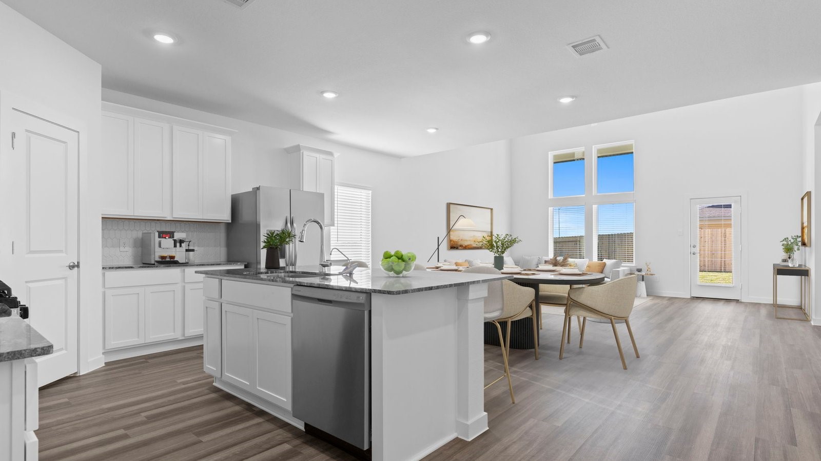 6311 Brookhaven Street Rosenberg, TX 77469 - Photo 4 of 44 *Images and 3D tour are for illustration only and options may vary from home as built.