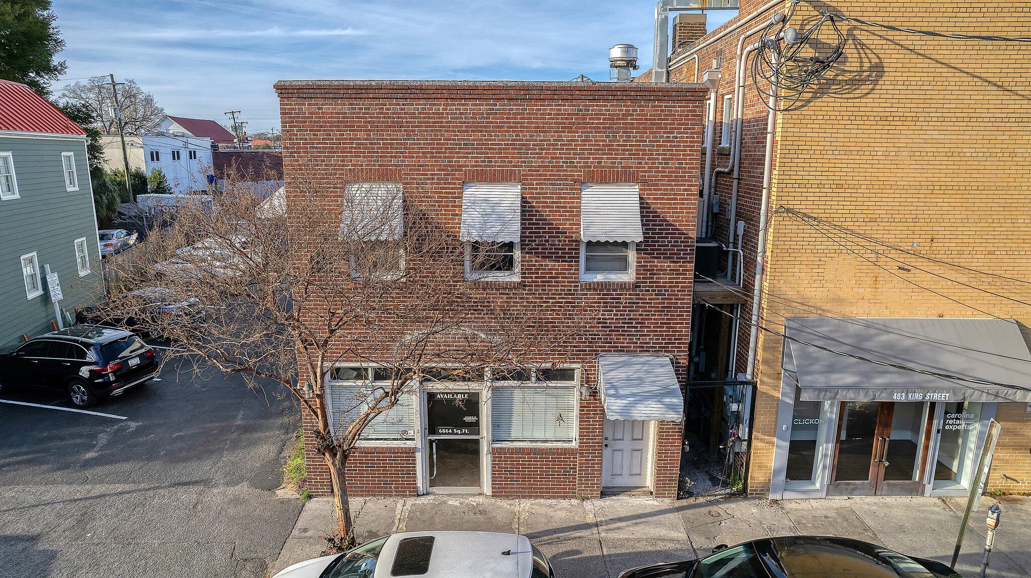 3-web-or-mls-CREM_2 Radcliffe St_003