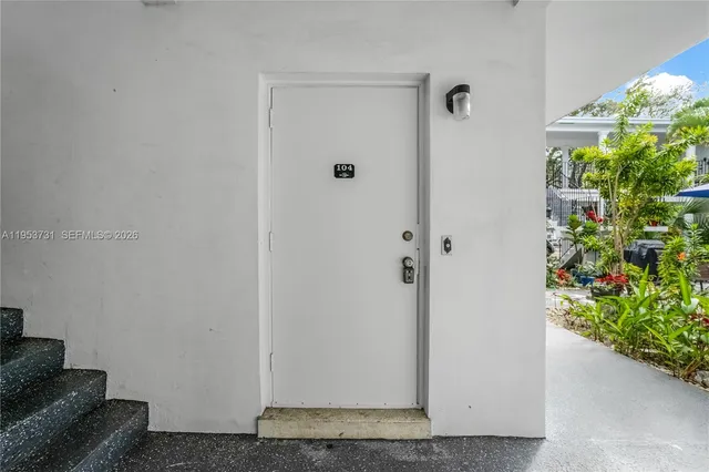 a view of a livingroom with an outdoor space