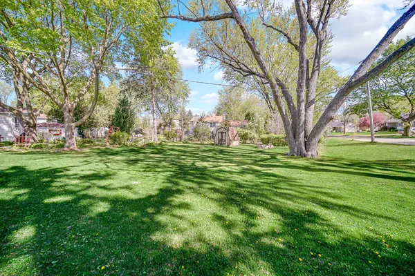 $409,999 | 547 Reese Avenue, Dundee, IL 60118