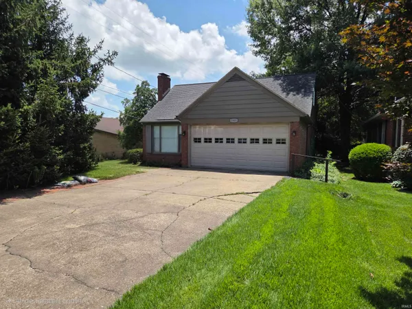 $275,000 | 3509 Washington Avenue, Evansville, IN 47714