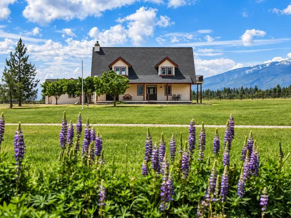 $999,999 | 359 Bear Creek Road, Victor, MT 59875