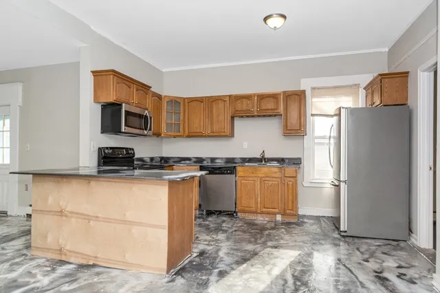 $2,339 | 7 Taft Street, Unit 1, Fitchburg, MA 01420