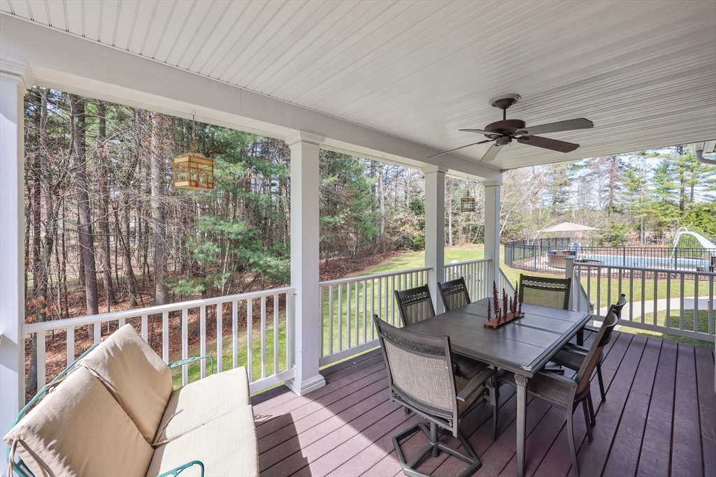 9 Deer Run Holyoke, MA 01040 - Photo 11 of 42
