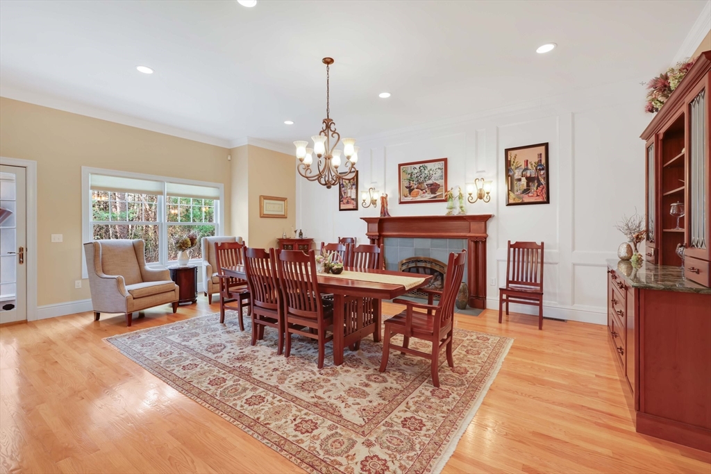 9 Deer Run Holyoke, MA 01040 - Photo 23 of 42