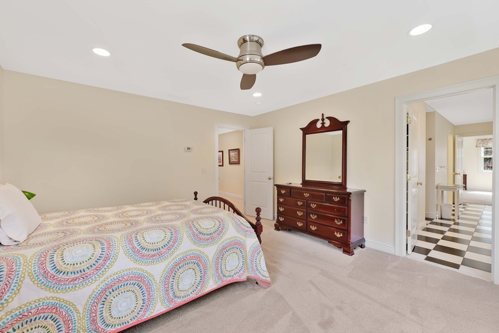 9 Deer Run Holyoke, MA 01040 - Photo 30 of 42