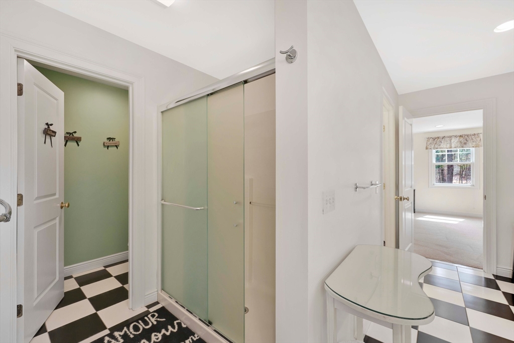 9 Deer Run Holyoke, MA 01040 - Photo 31 of 42