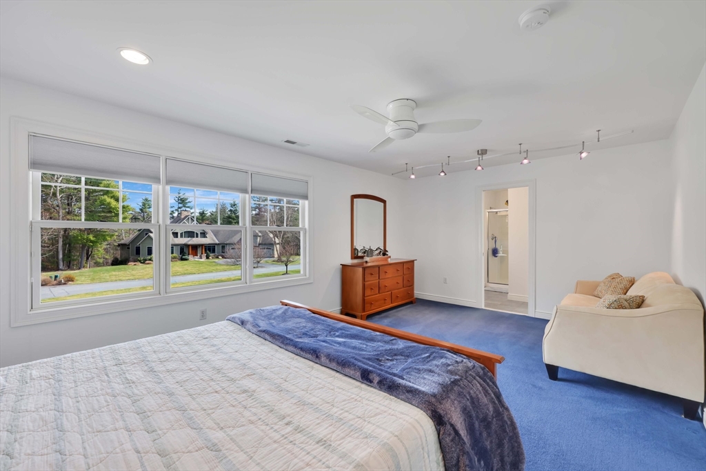 9 Deer Run Holyoke, MA 01040 - Photo 33 of 42