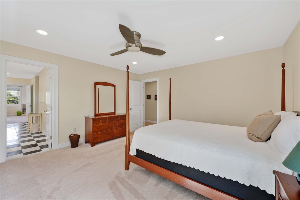 9 Deer Run Holyoke, MA 01040 - Photo 37 of 42