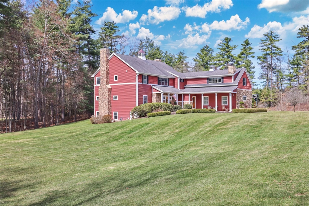 9 Deer Run Holyoke, MA 01040 - Photo 10 of 42