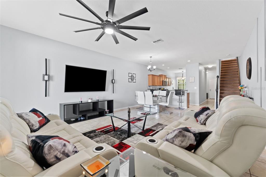 9641 Trumpet Vine Loop Trinity, FL 34655 - Photo 20 of 45 Living room 1 st floor