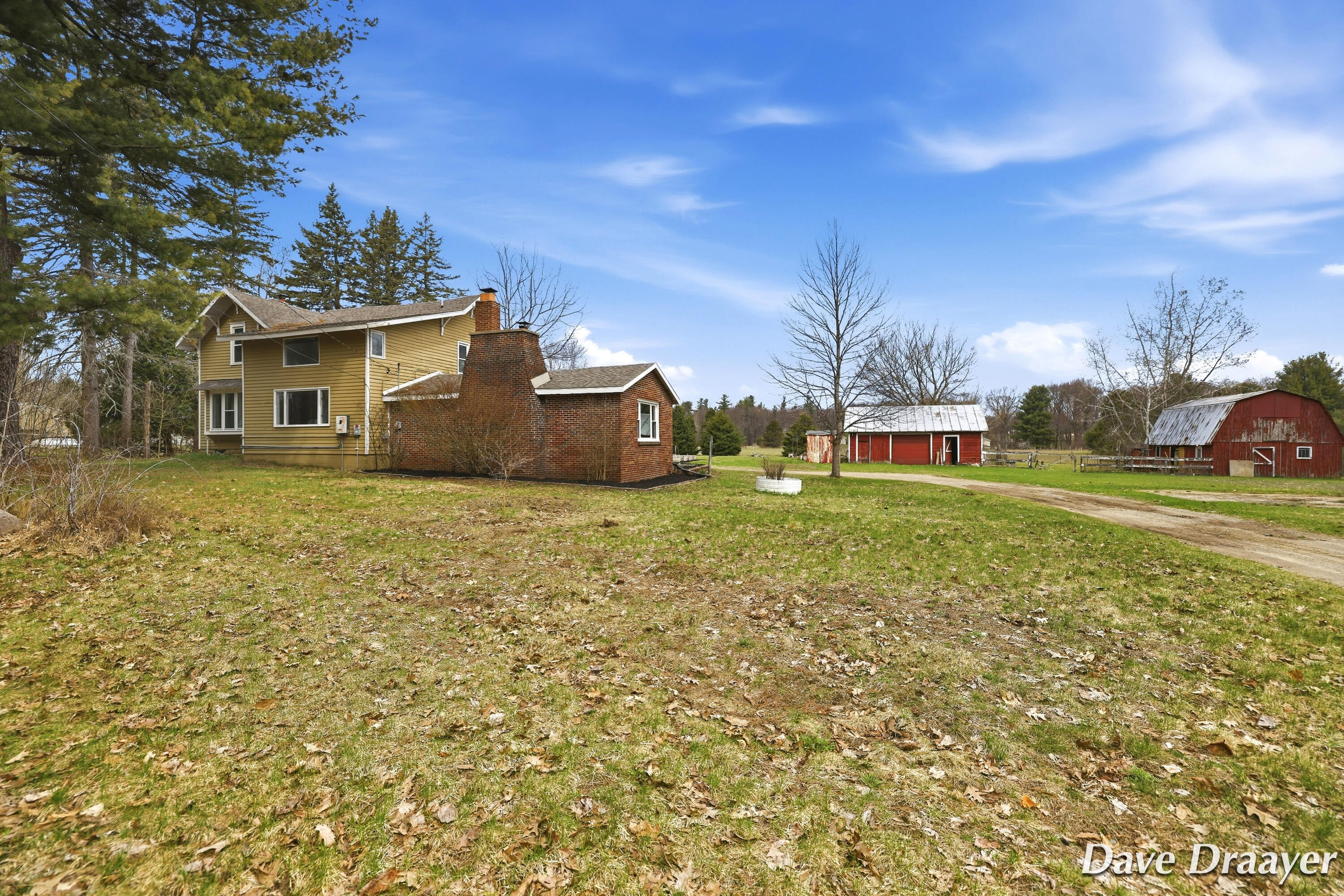 7869 17 Mile Road Northeast Cedar Springs, MI 49319 - Photo 2 of 40 7869 17 mile rd ne-001