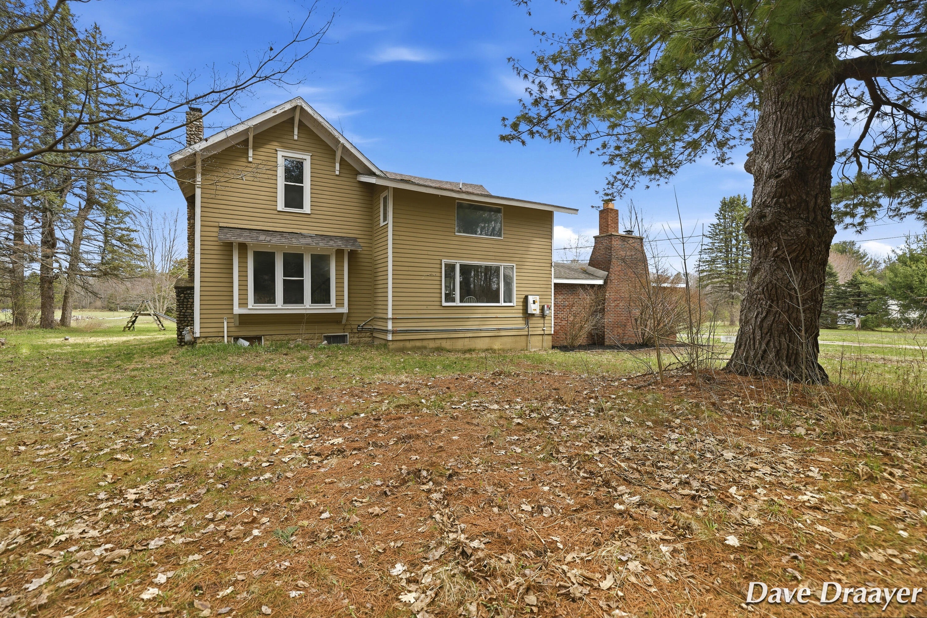 7869 17 Mile Road Northeast Cedar Springs, MI 49319 - Photo 3 of 40 7869 17 mile rd ne-002