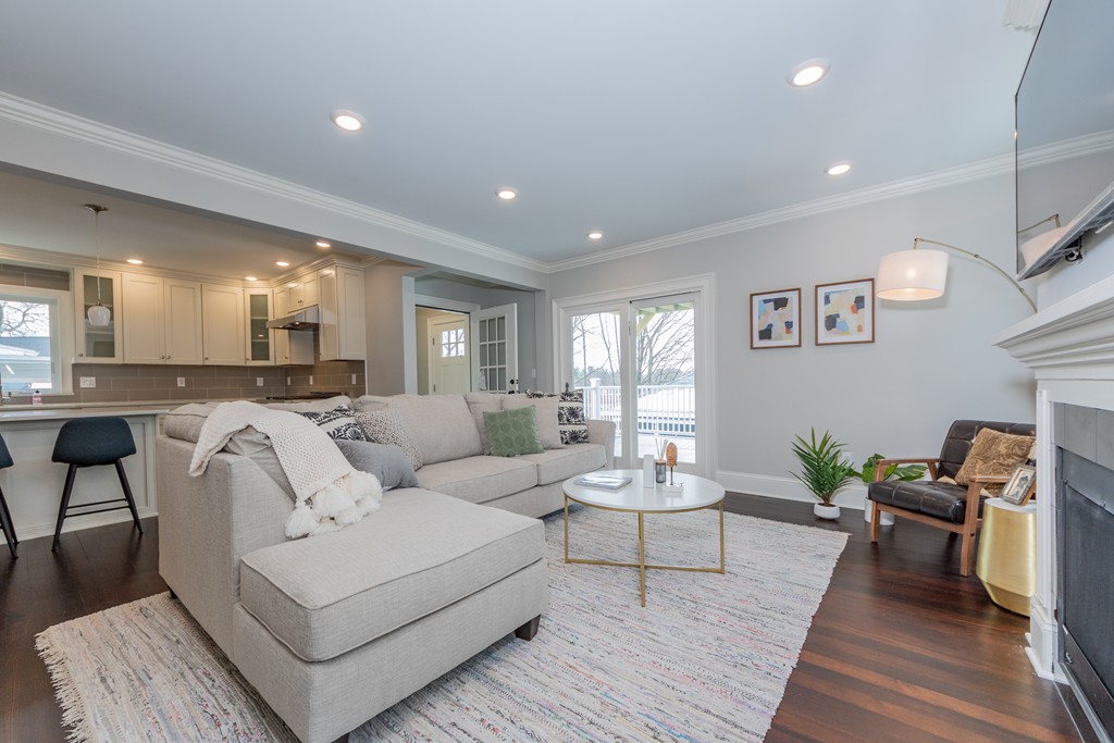 20 Manthorne Road, Unit 1 Boston, MA 02132 - Photo 21 of 22 Gallery Image 21