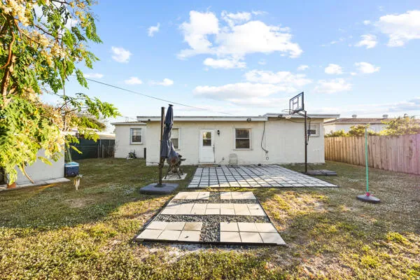 $397,000 | 430 West 25th Street, Riviera Beach, FL 33404