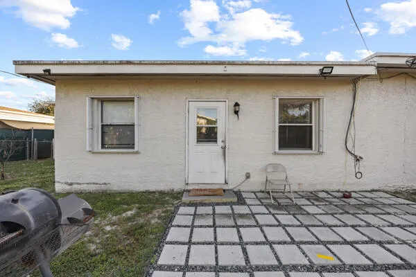 $397,000 | 430 West 25th Street, Riviera Beach, FL 33404