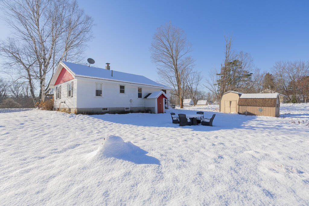 1162 Farmington Falls Road Farmington, ME 04938 - Photo 29 of 32 sandyriverrealty-8