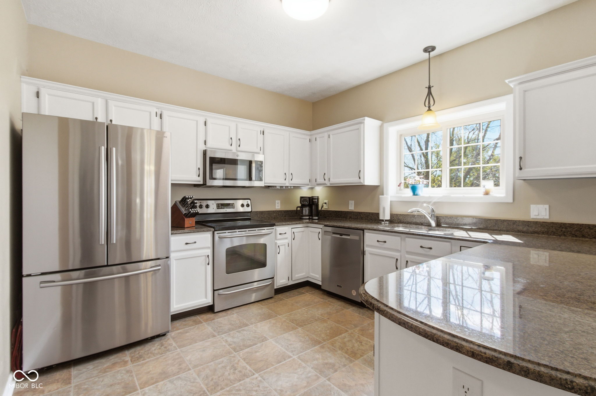 9725 Covington Boulevard Fishers, IN 46037 - Photo 15 of 56