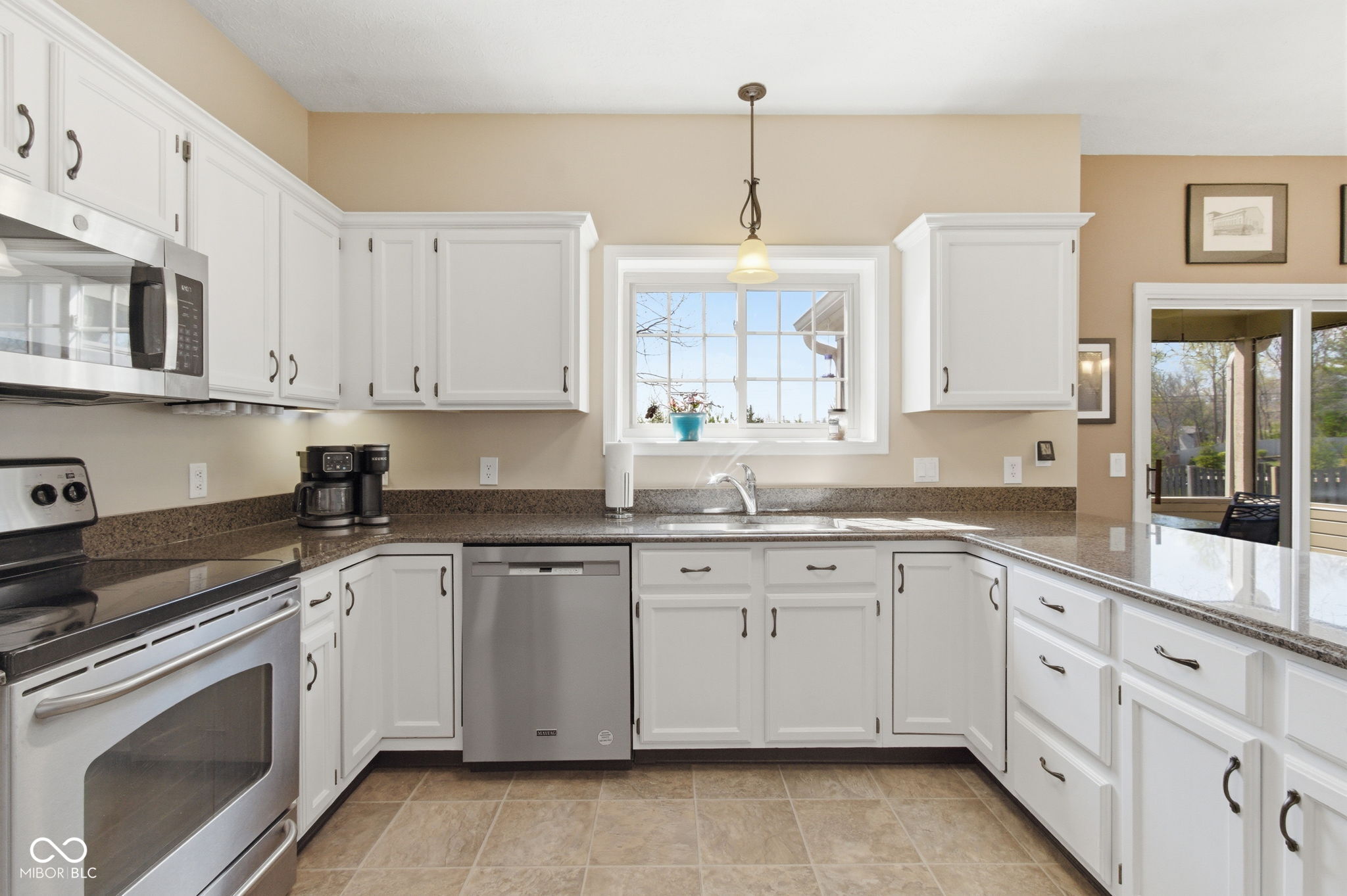 9725 Covington Boulevard Fishers, IN 46037 - Photo 16 of 56