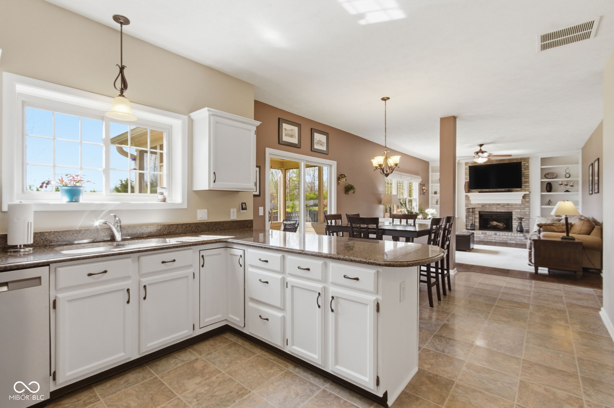 9725 Covington Boulevard Fishers, IN 46037 - Photo 17 of 56