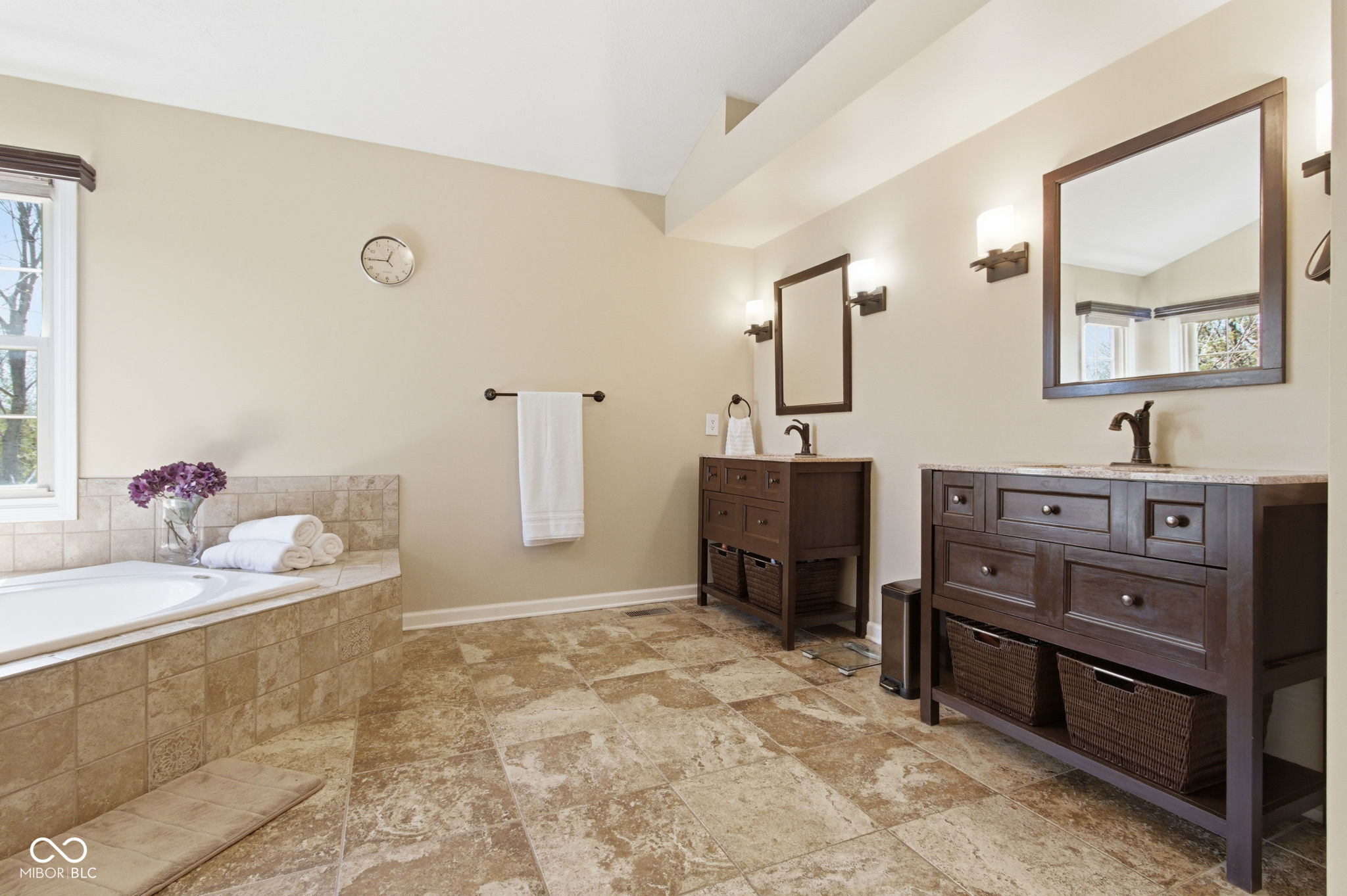 9725 Covington Boulevard Fishers, IN 46037 - Photo 26 of 56