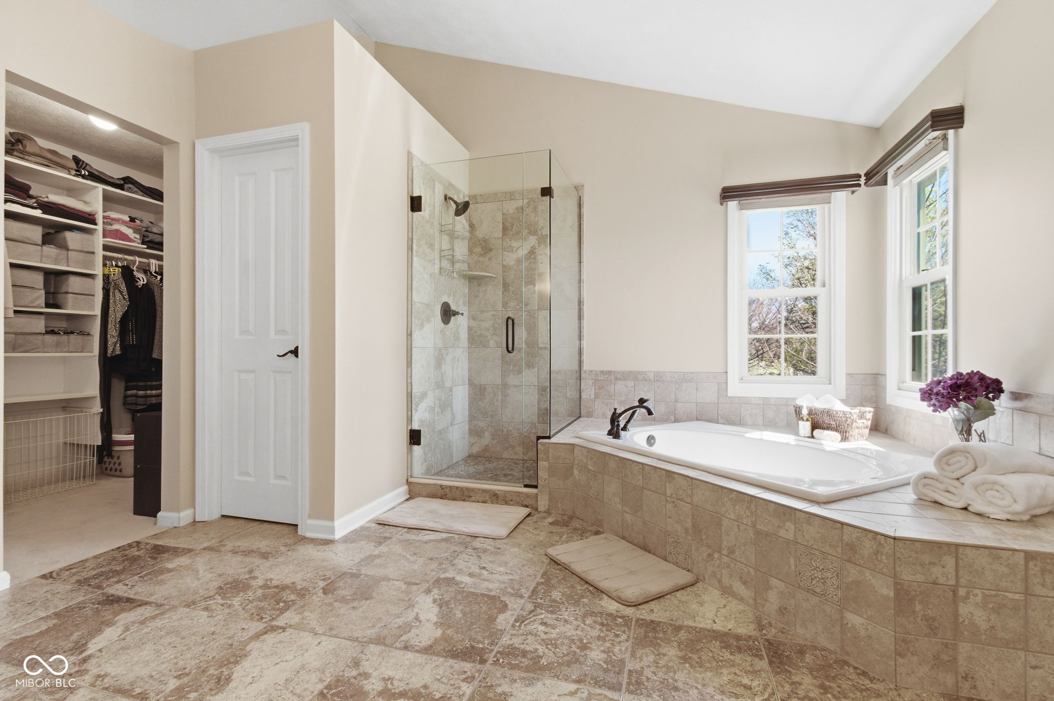 9725 Covington Boulevard Fishers, IN 46037 - Photo 27 of 56