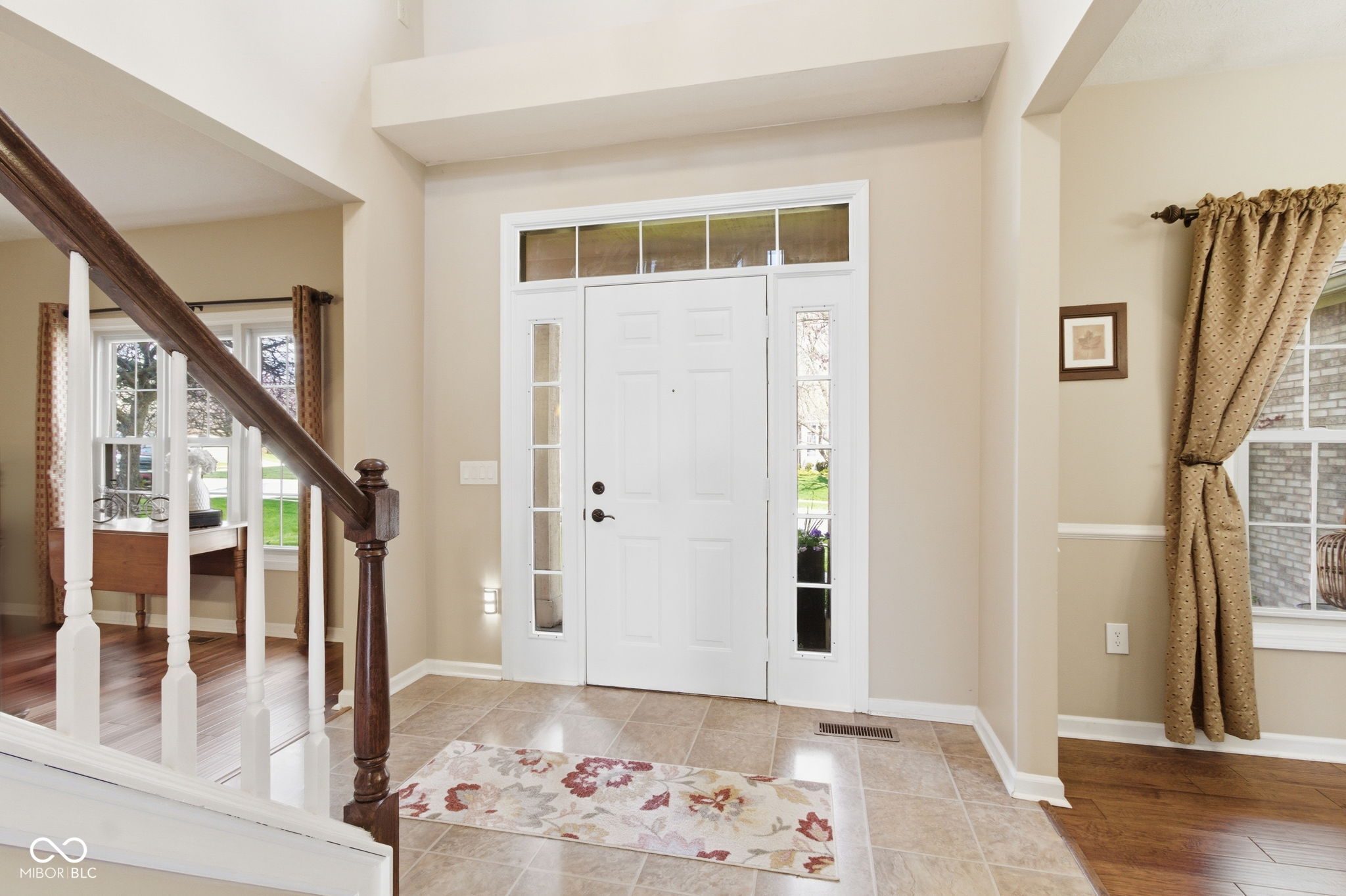 9725 Covington Boulevard Fishers, IN 46037 - Photo 5 of 56