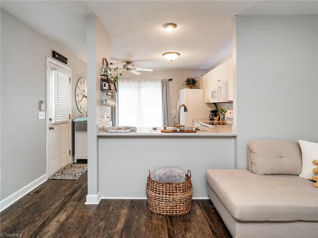 310 Wilson Street Graham, NC 27253 - Photo 7 of 27