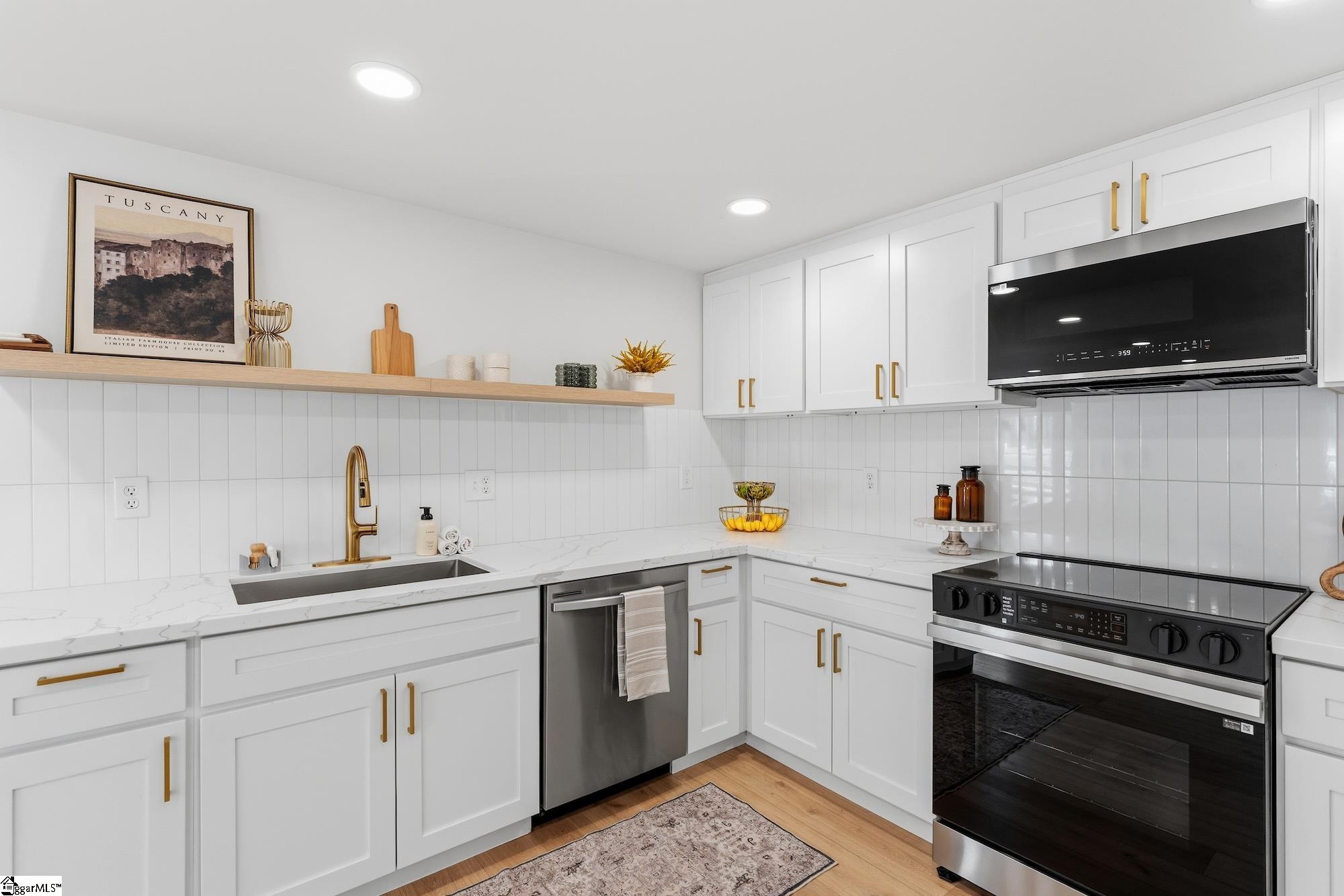 5202 Highway 86 Easley, SC 29642 - Photo 9 of 27