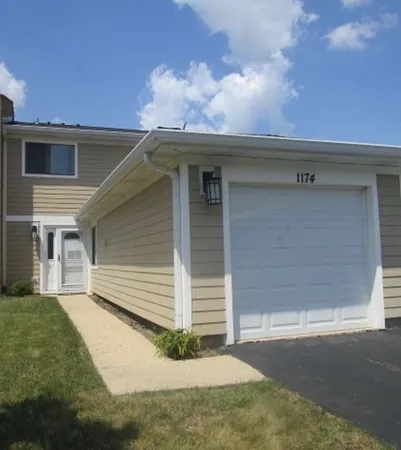 $367,000 | 1174 Chesapeake Lane, Palatine, IL 60074
