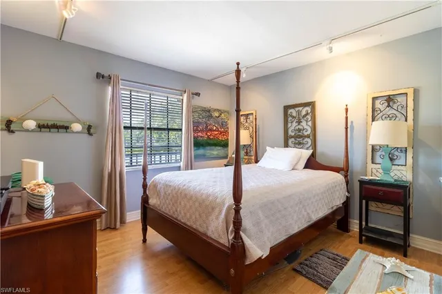 $1,900 | 5535 Rattlesnake Hammock Road, Unit 205, Naples, FL 34113